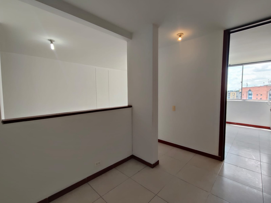Apartamento En Arriendo - Prados Del Norte, Cali
