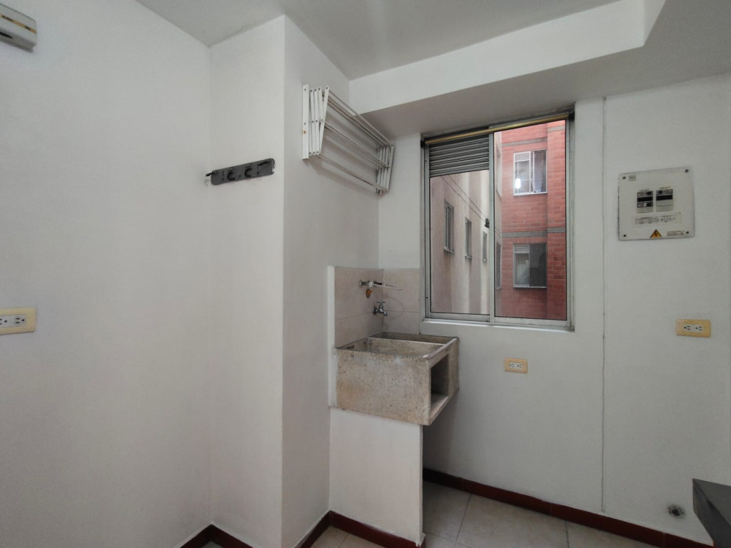 Apartamento En Arriendo - Prados Del Norte, Cali