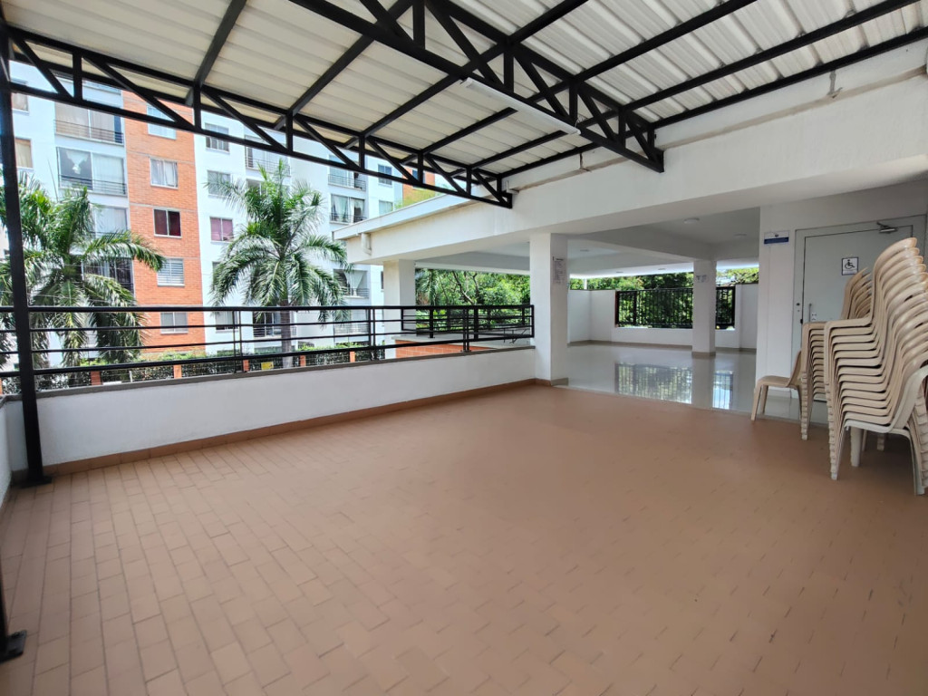 Apartamento En Arriendo - Prados Del Norte, Cali