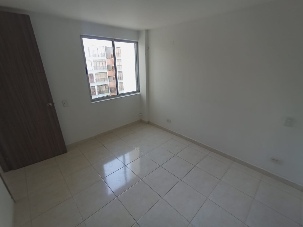 Apartamento En Arriendo - Prados Del Norte, Cali
