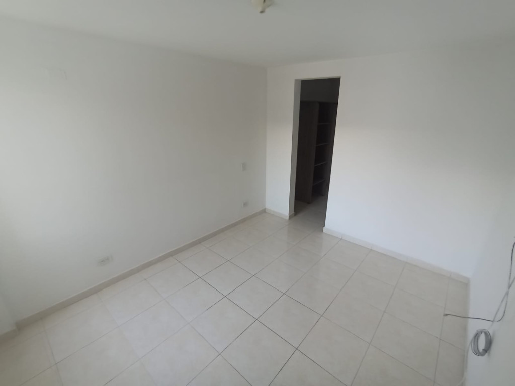 Apartamento En Arriendo - Prados Del Norte, Cali