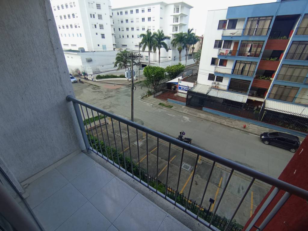 Apartamento En Arriendo - Prados Del Norte, Cali