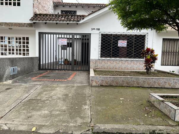 Casa En Arriendo - Urbanización La Flora, Cali