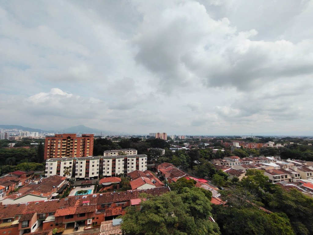 Apartamento En Arriendo - La Hacienda, Cali