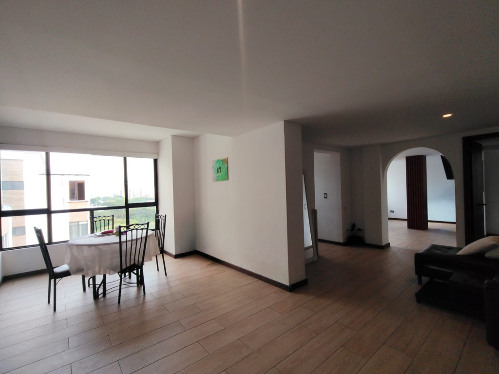 Apartamento En Arriendo - La Hacienda, Cali