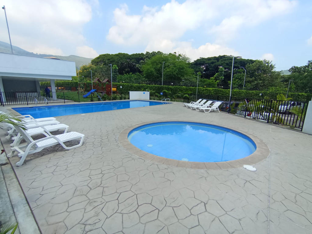 Apartamento En Arriendo - Ciudad Pacifica, Cali