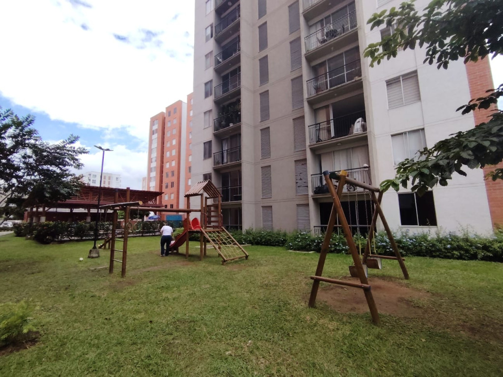 Apartamento En Arriendo - Ciudad Melendez, Cali