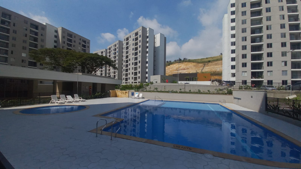 Apartamento En Arriendo - Ciudad Guabinas, Yumbo