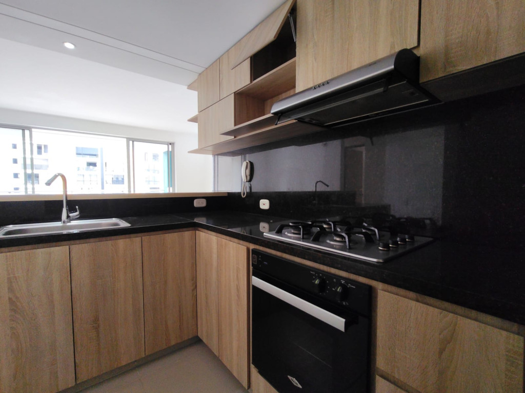 Apartamento En Arriendo - Urbanización La Flora, Cali