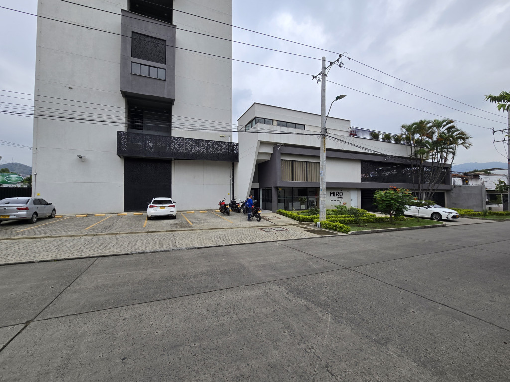 Apartaestudio En Venta - El Refugio, Cali