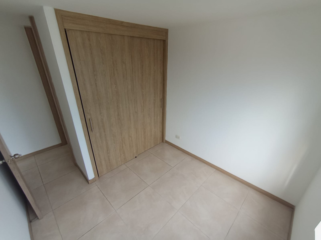 Apartamento En Arriendo - Urbanización La Flora, Cali