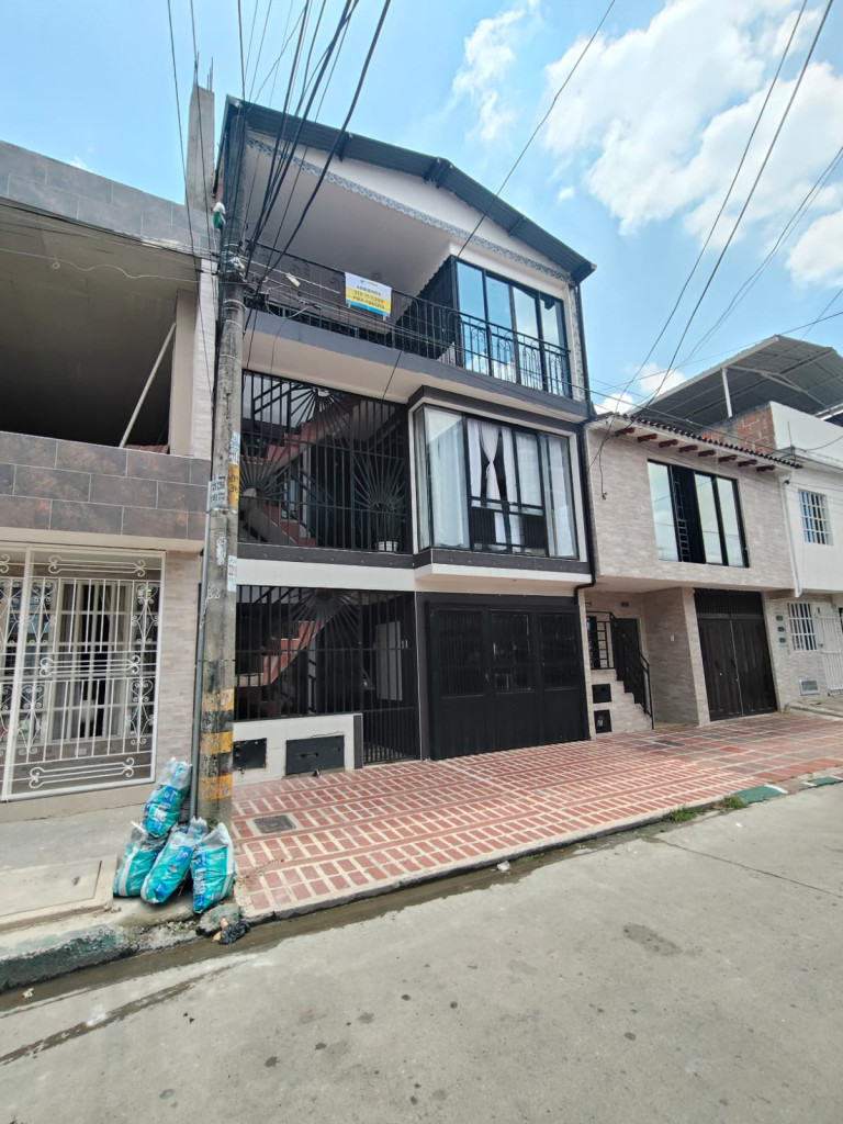 Apartamento En Arriendo - Santa Elena, Cali