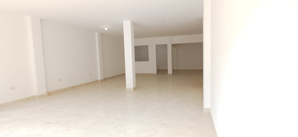 Local En Arriendo - Belalcázar, Yumbo
