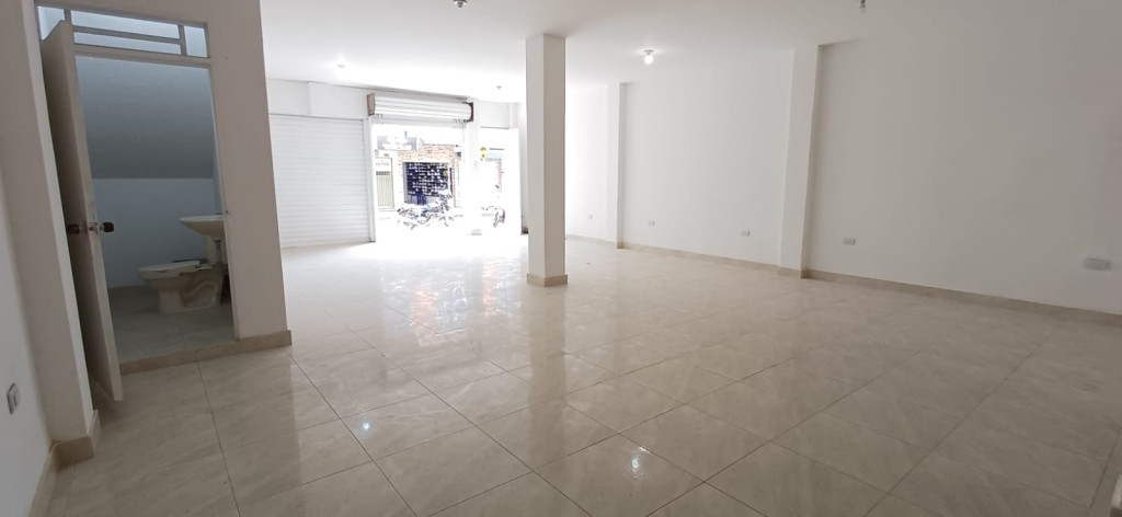 Local En Arriendo - Belalcázar, Yumbo