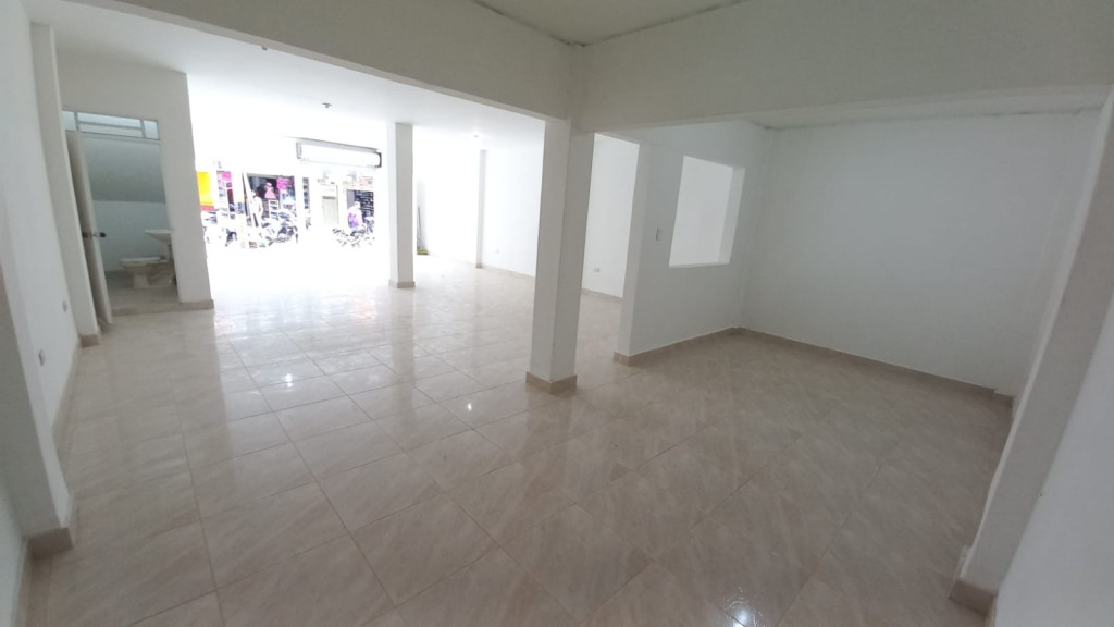 Local En Arriendo - Belalcázar, Yumbo