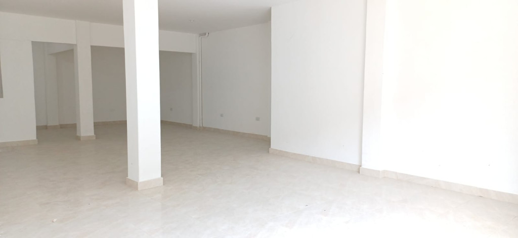 Local En Arriendo - Belalcázar, Yumbo