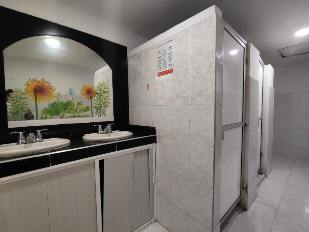 Local En Arriendo - Urbanización Barranquilla, Cali