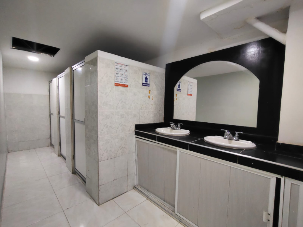 Local En Arriendo - Urbanización Barranquilla, Cali