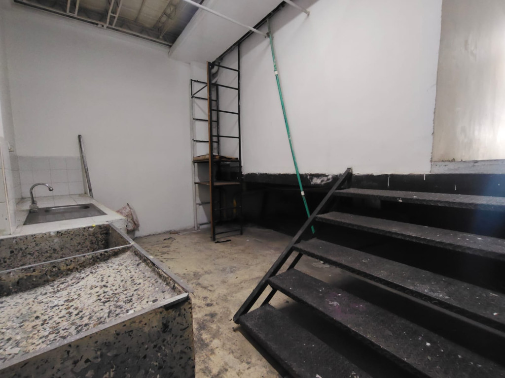 Local En Arriendo - Urbanización Barranquilla, Cali