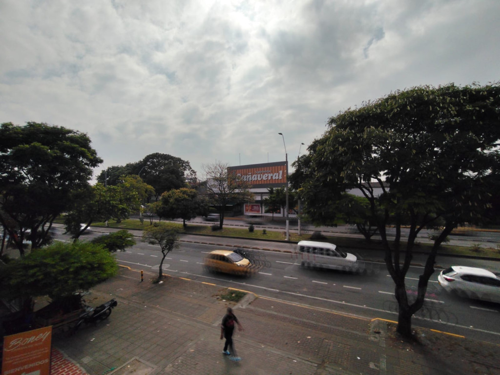 Local En Arriendo - Urbanización Barranquilla, Cali