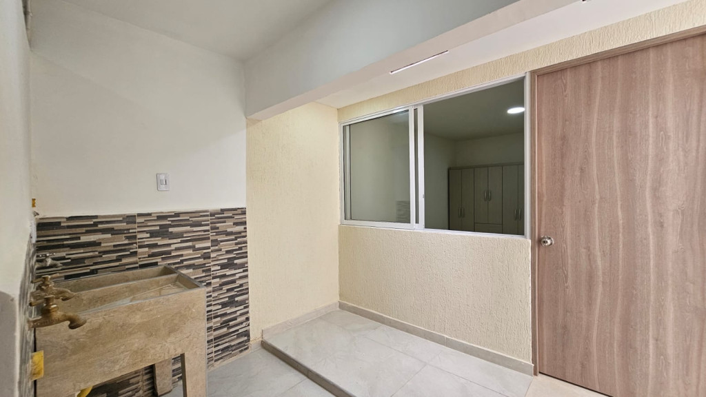 Casa En Arriendo - Laureles, Cali