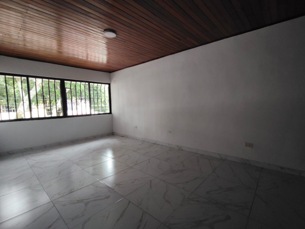 Casa En Venta - La Merced, Cali