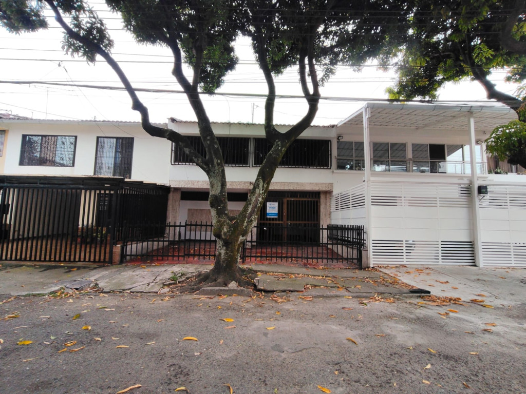 Casa En Venta - La Merced, Cali