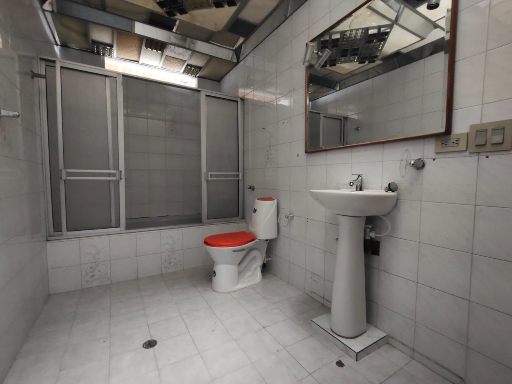 Casa En Venta - La Merced, Cali