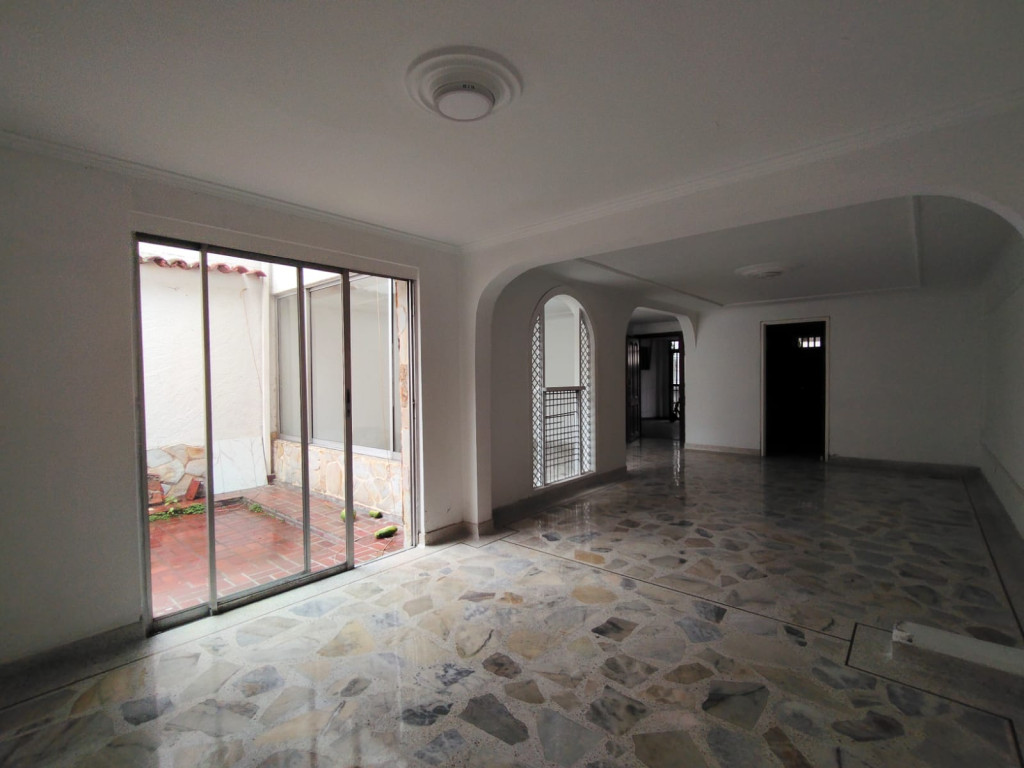 Casa En Venta - La Merced, Cali