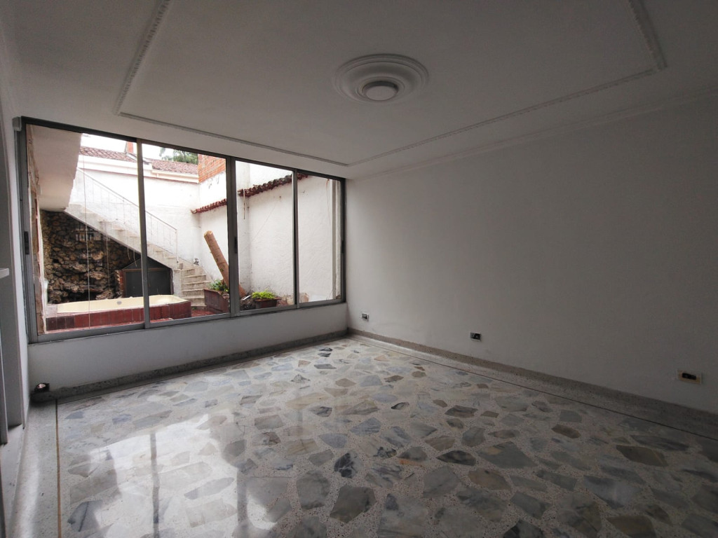 Casa En Venta - La Merced, Cali