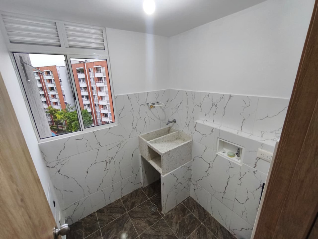 Apartamento En Arriendo - El Vivero, Cali