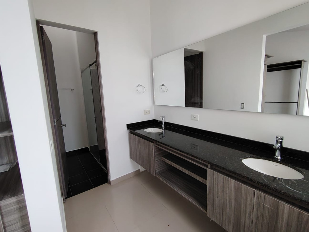 Casa En Arriendo - Corregimiento Rozo, Rozo