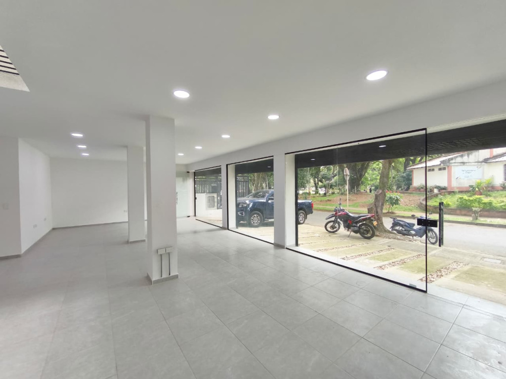 Local En Arriendo - Ciudad Capri, Cali