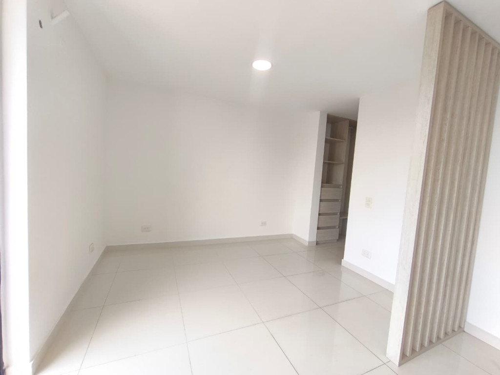 Apartaestudio En Arriendo - Urbanización La Flora, Cali