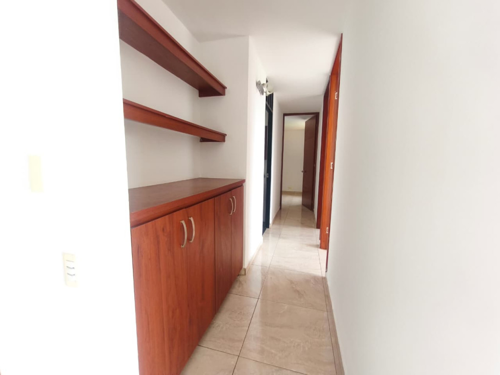 Apartamento En Arriendo - Las Vegas De Comfandi, Cali