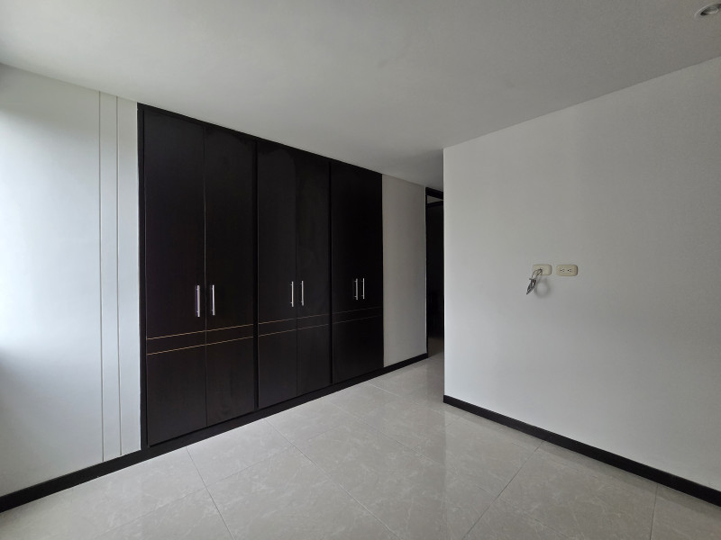 Apartamento En Arriendo - El Refugio, Cali