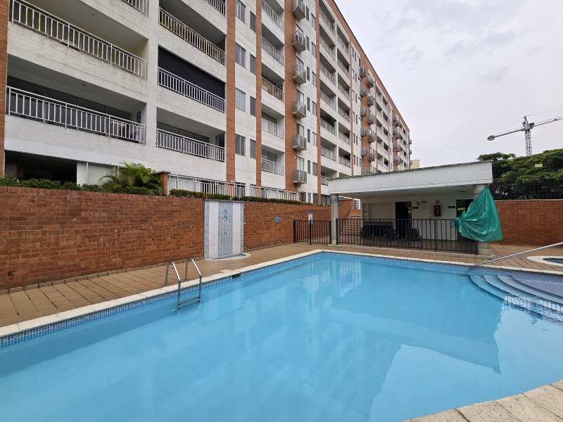 Apartamento En Arriendo - El Refugio, Cali