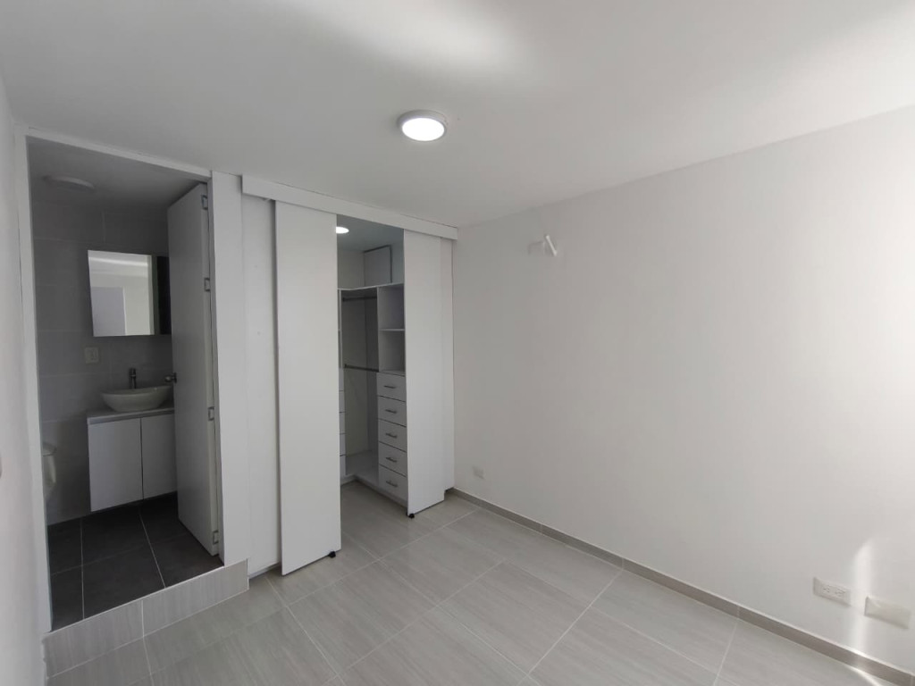 Apartamento En Arriendo - El Vivero, Cali