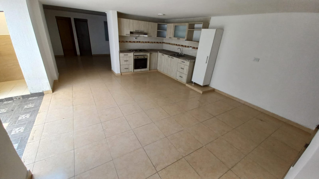 Casa En Arriendo - El Bosque, Cali