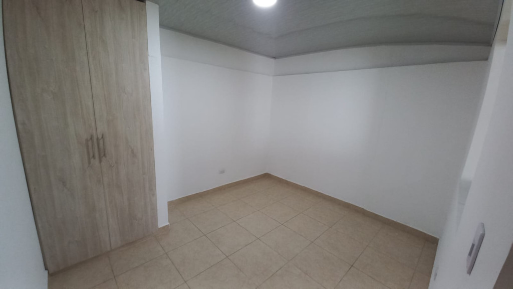 Casa En Arriendo - El Bosque, Cali