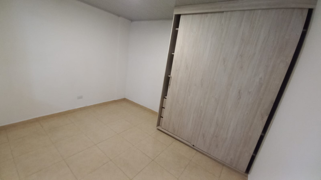 Casa En Arriendo - El Bosque, Cali