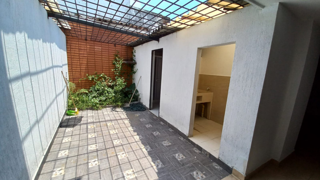 Casa En Arriendo - El Bosque, Cali