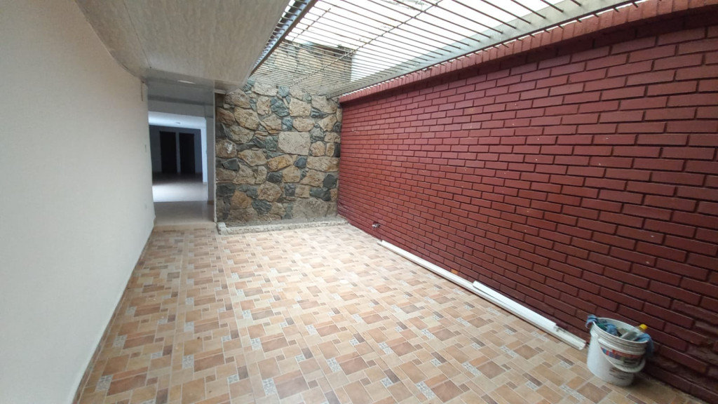 Casa En Arriendo - El Bosque, Cali