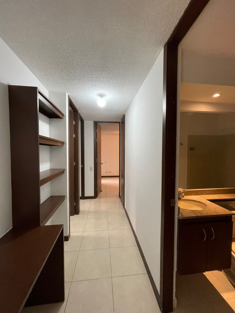 Apartamento En Arriendo - Valle Del Lili, Cali