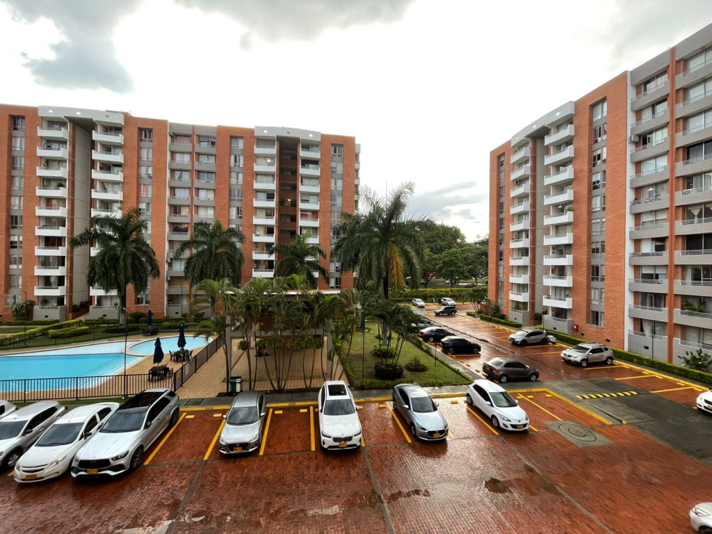 Apartamento En Arriendo - Valle Del Lili, Cali