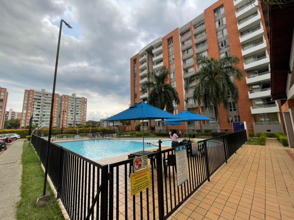 Apartamento En Arriendo - Valle Del Lili, Cali