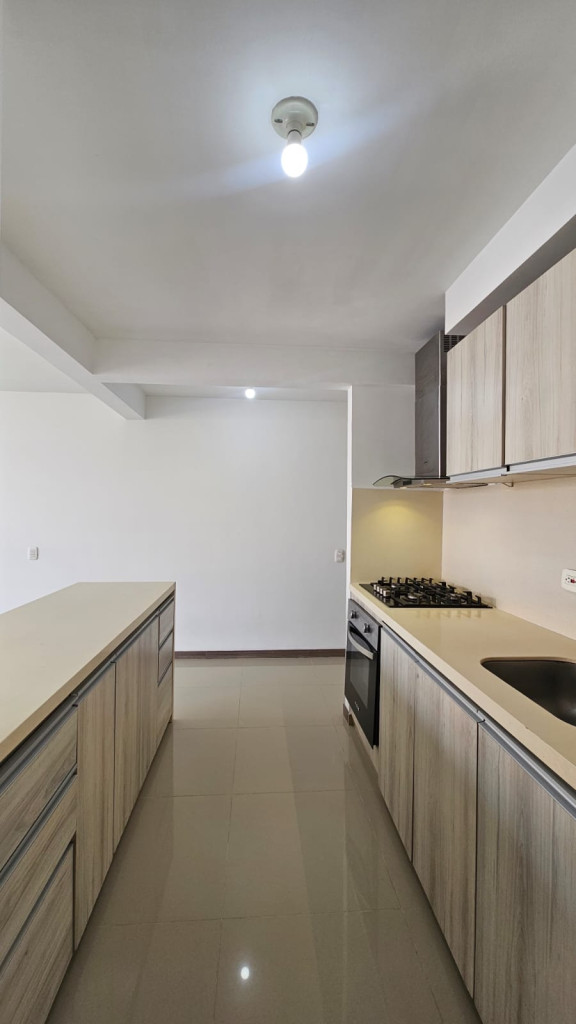 Apartamento En Arriendo - Valle Del Lili, Cali