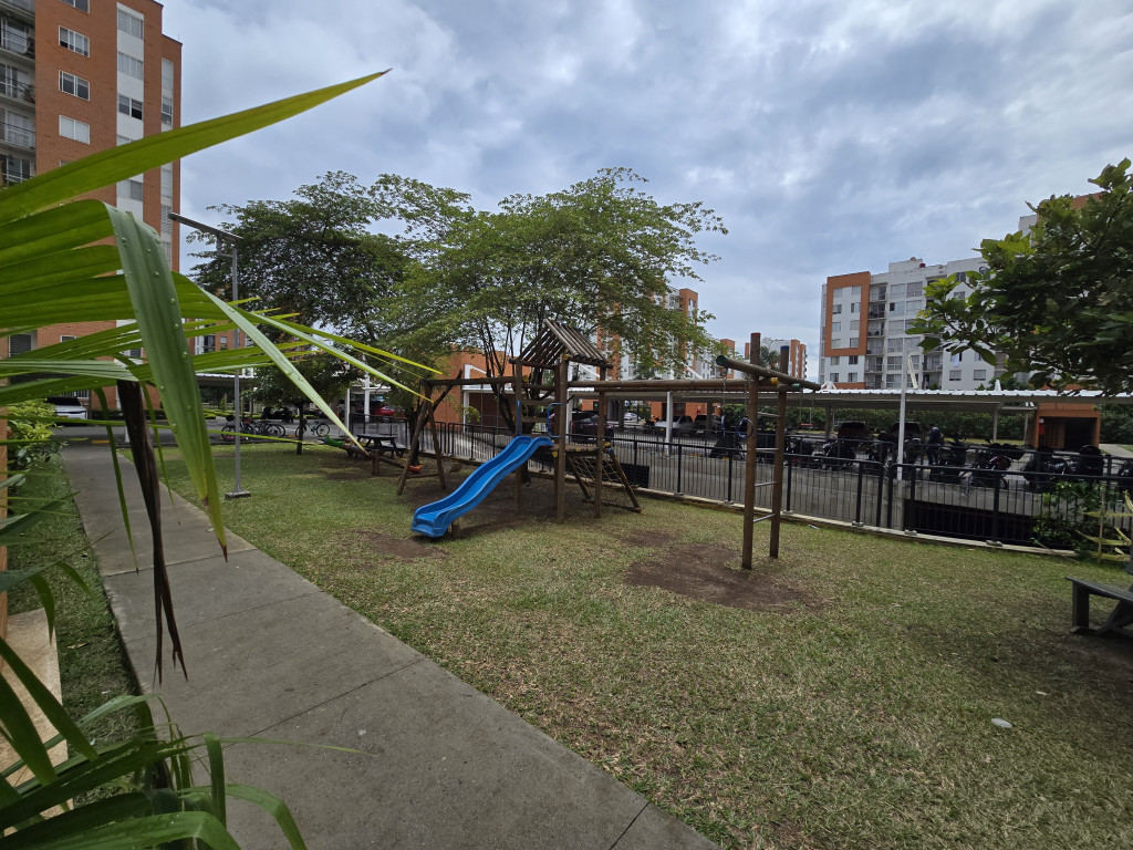 Apartamento En Venta - Valle Del Lili, Cali