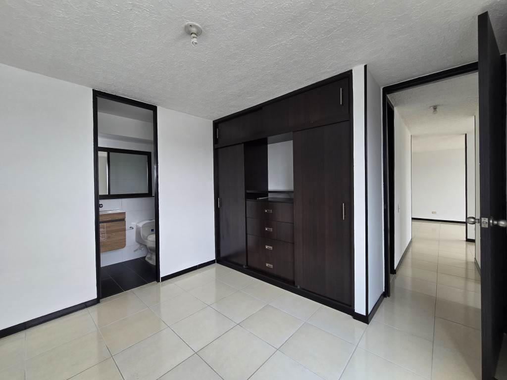 Apartamento En Venta - Caney, Cali