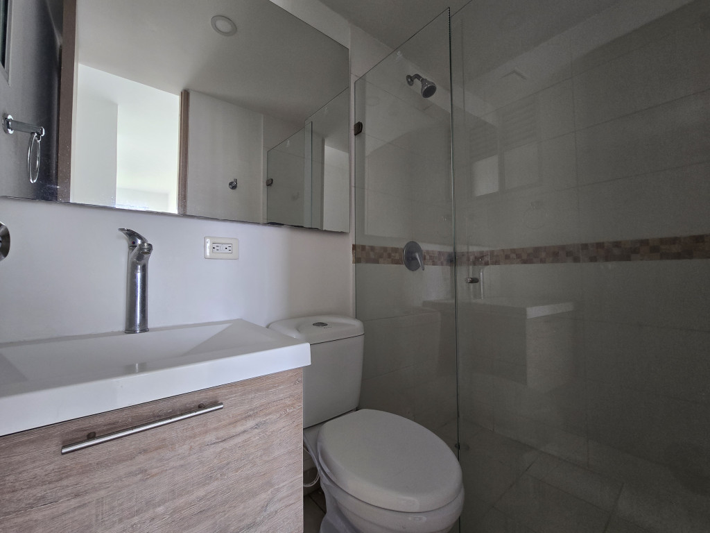 Apartamento En Venta - Prados Del Norte, Cali